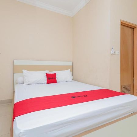 Reddoorz Syariah Near Stasiun Karet Hotel Jacarta Exterior foto