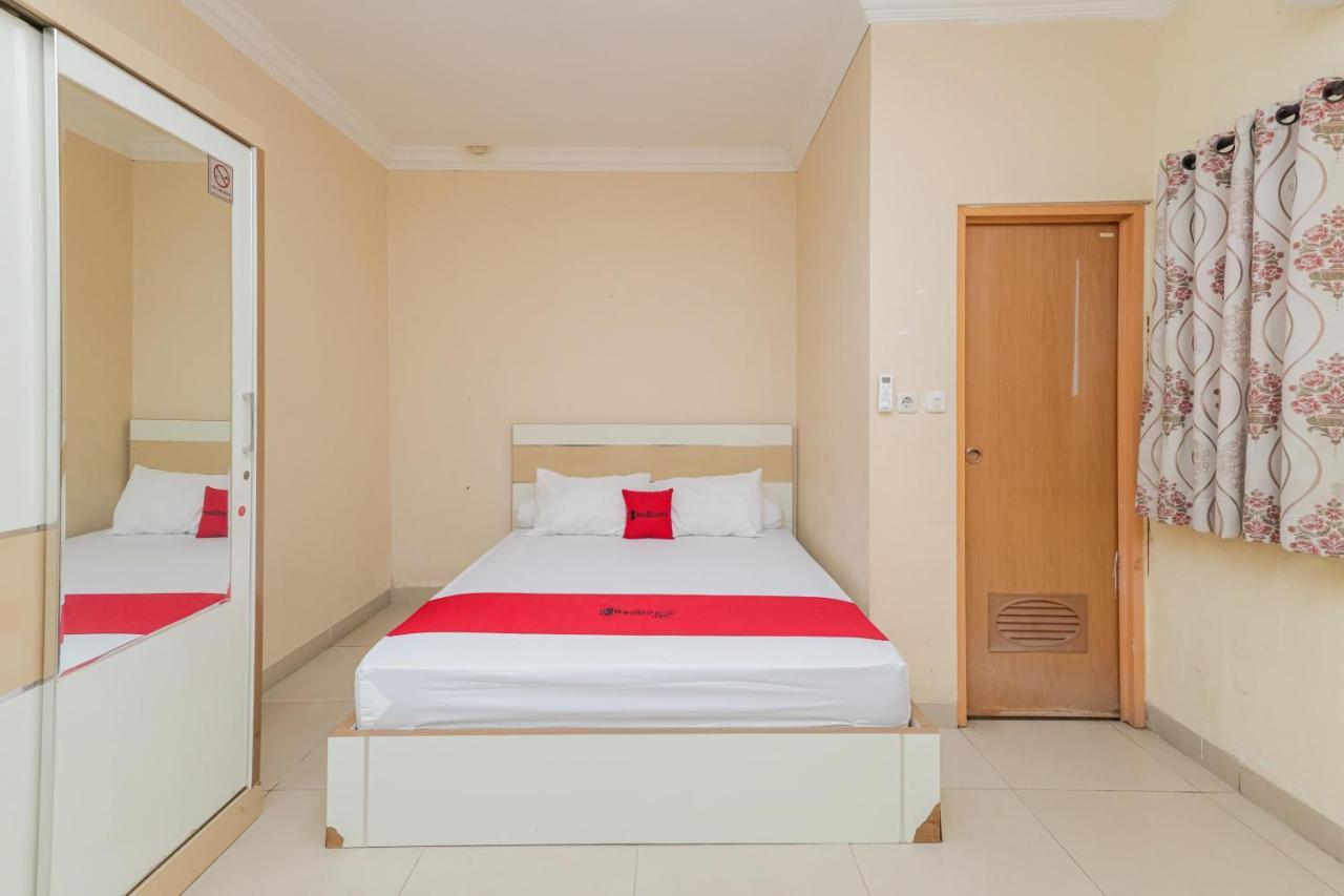 Reddoorz Syariah Near Stasiun Karet Hotel Jacarta Exterior foto